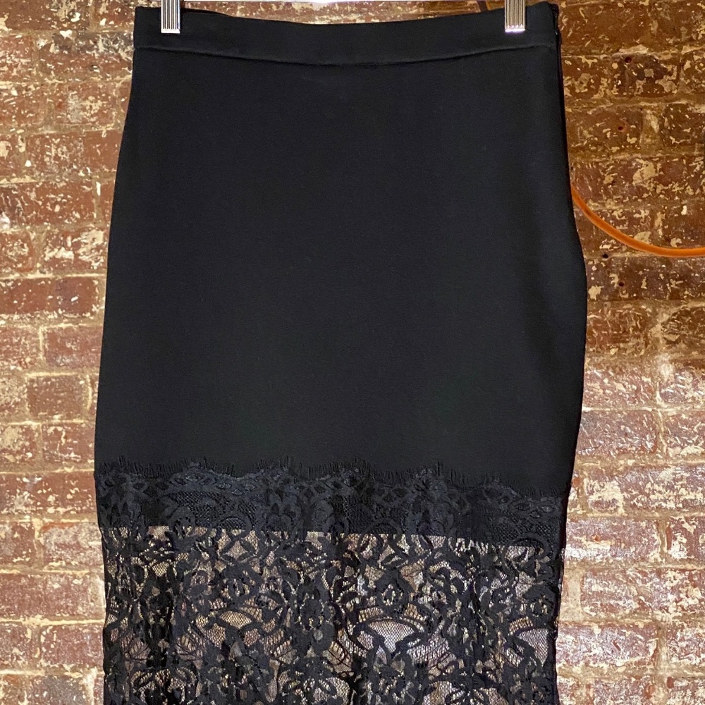 ZARA - Black midi skirt with Lace bottom